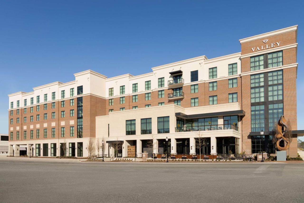 Valley Homewood - Curio Collection By Hilton 4*