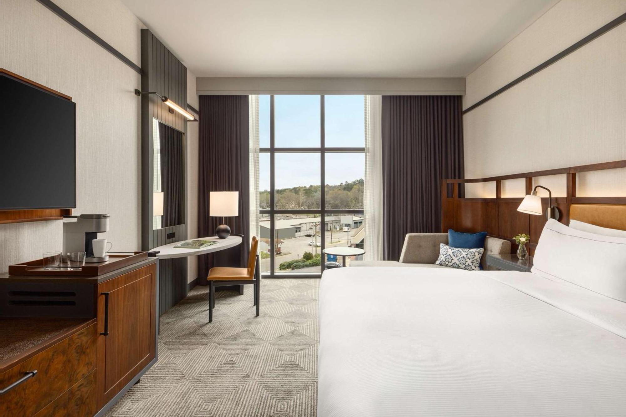 Hotel Valley Homewood - Curio Collection By Hilton