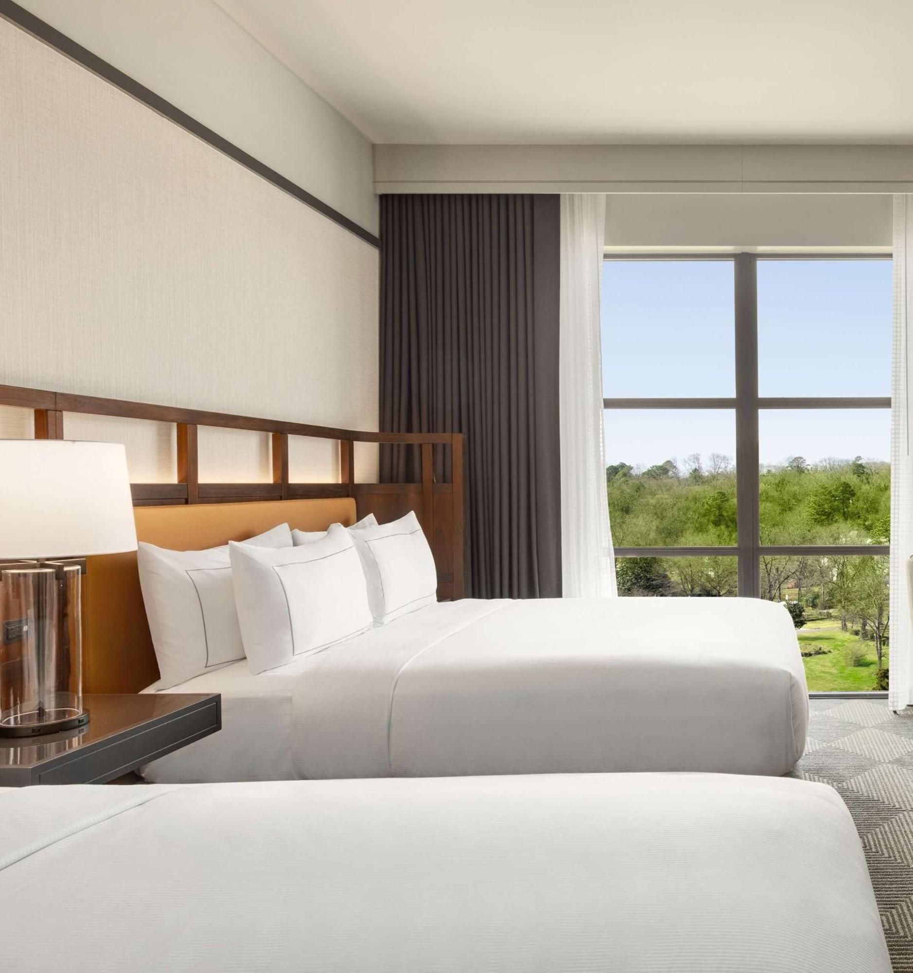 Valley Homewood - Curio Collection By Hilton